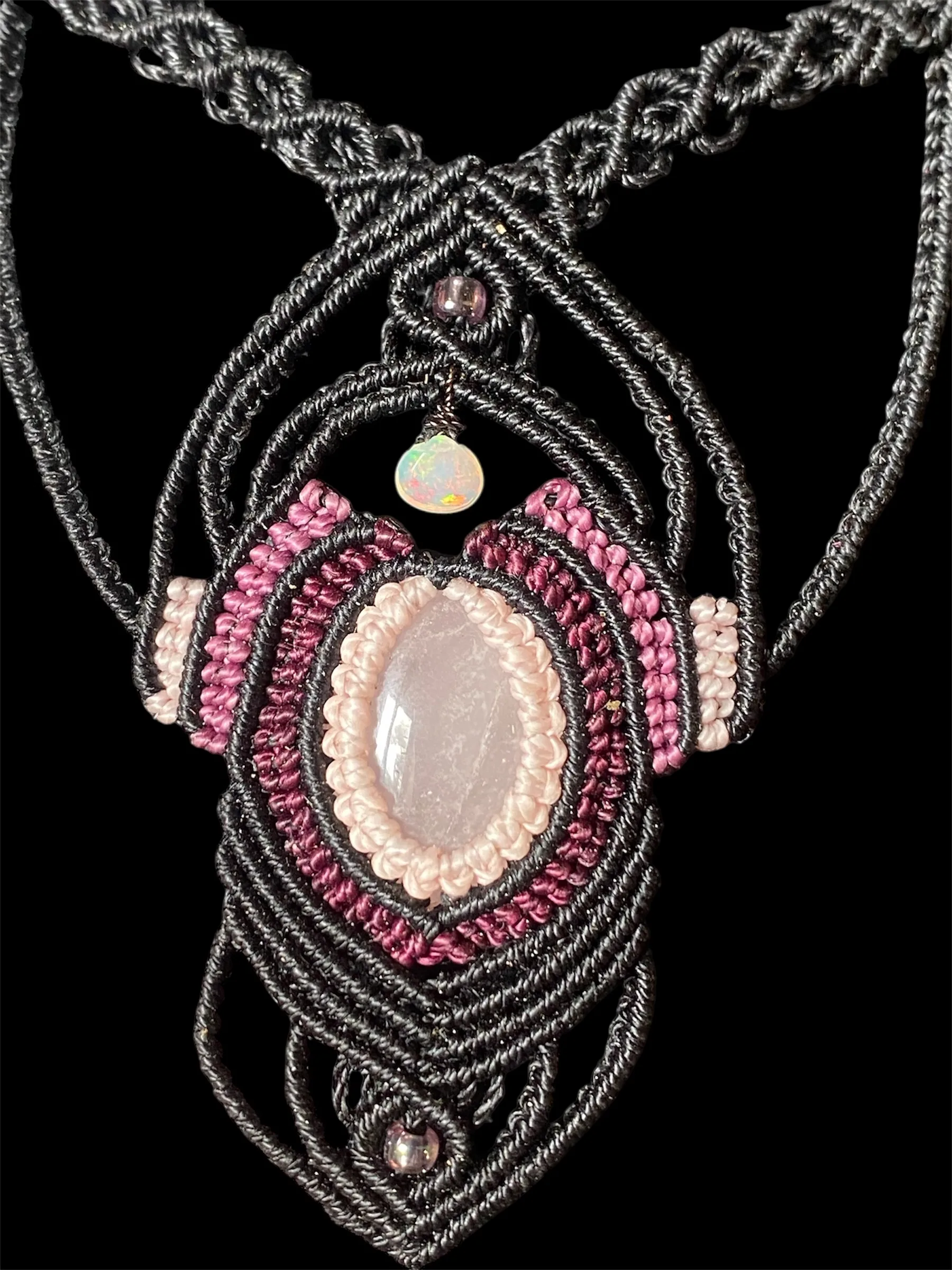 Collier micro-macramé quartz rose et opale welo – Image 2