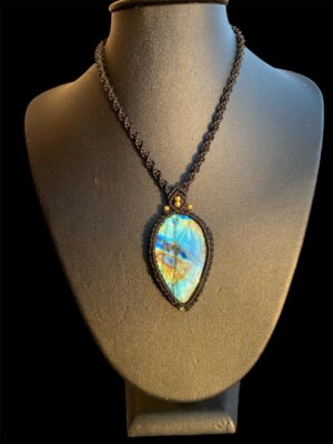 Collier “Auralis” – Labradorite Multicolore